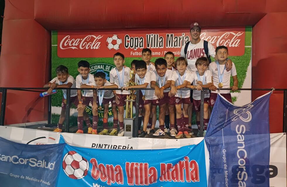Bastián Acevedo y Marcelo Romero campeones con el Club Lanús en el Mundialito de Villa María