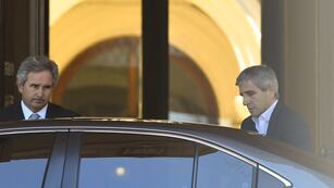 El ministro de Economía Luis Caputo en la Casa Rosada. Foto NA: Daniel Vides