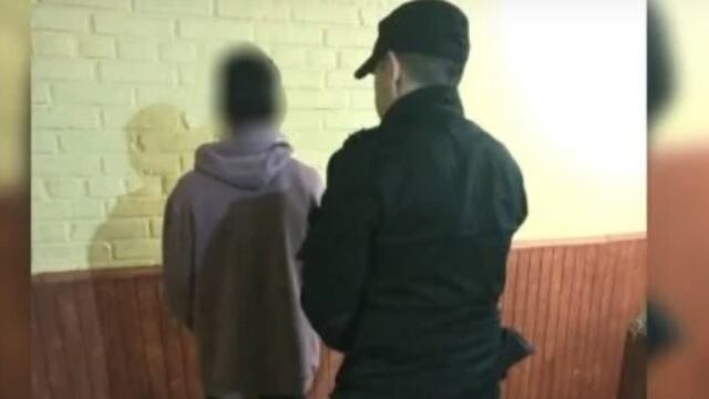 Se entregó a las autoridades un hombre que confesó haber asesinado a otro.