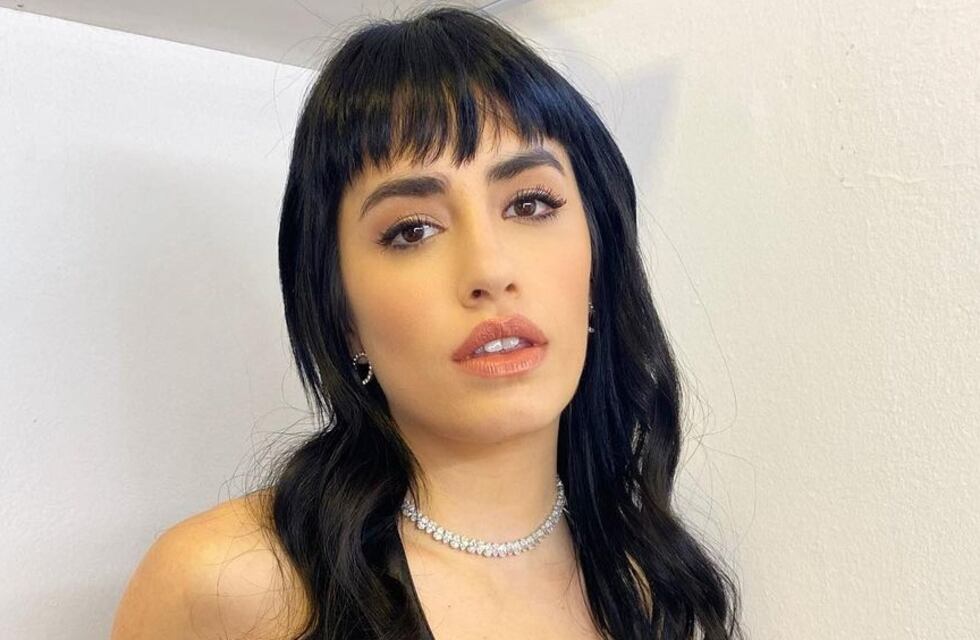 Estaba vacunando, llegó Lali Espósito y su historia se hizo viral en Twitter: “Menos mal que no renuncié a este laburo”