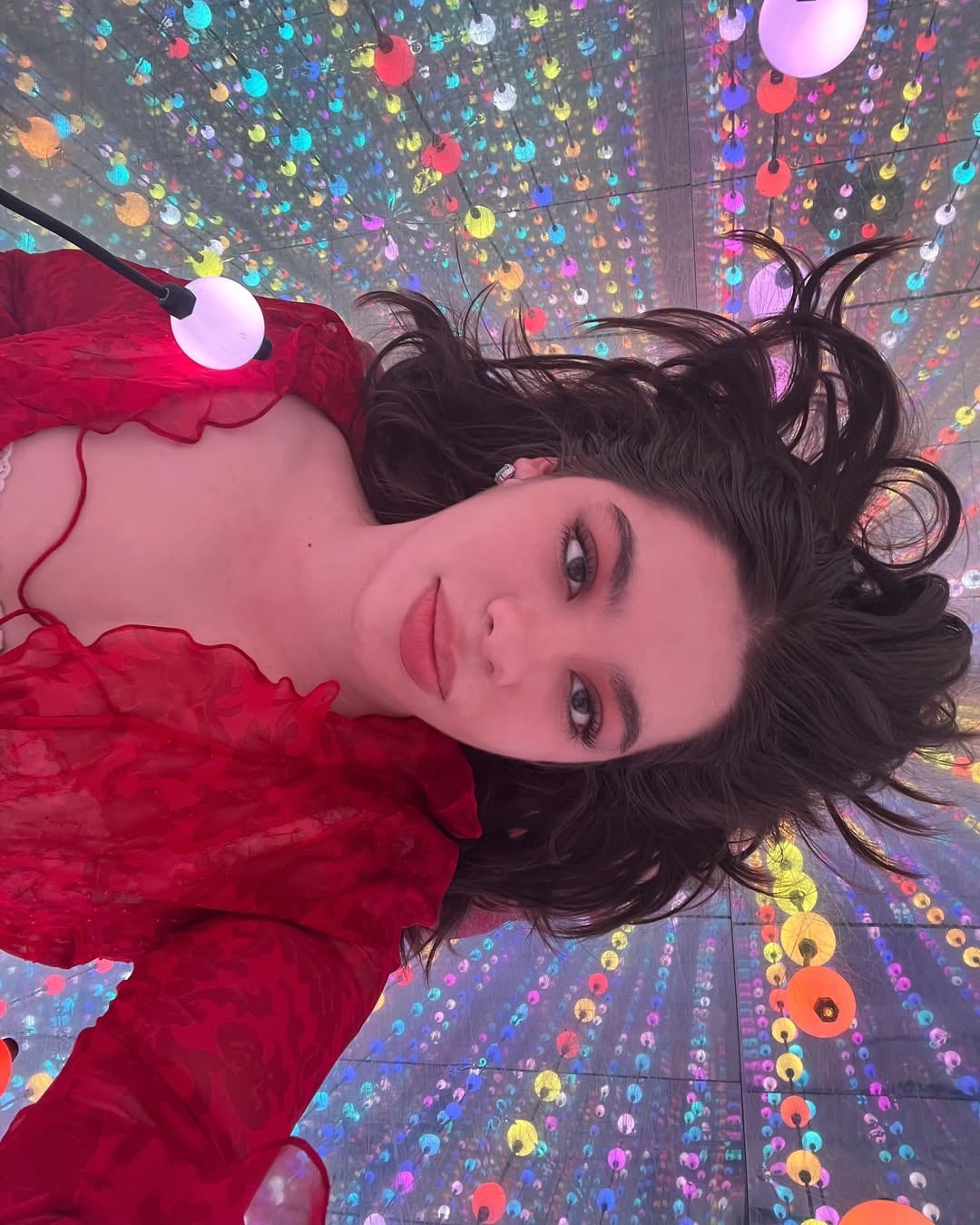 Top semitransparente y falda diminuta: Anna Chiara, la hija de la actriz Andrea del Boca, revolucionó Instagram con un outfit a puro brillo