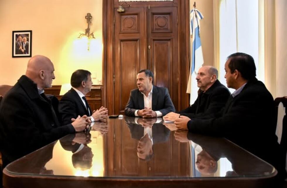 “Hoy ganan los abuelos”: un plan contra las estafas digitales