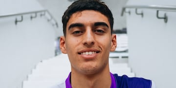 El joven delantero de Arroyito ya fue presentado con número y todo en el Toulouse de Francia.