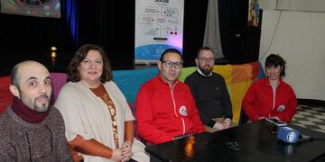 Show gratuito de la Compañía Había una Vez en la Biblioteca Sarmiento de Tres Arroyos