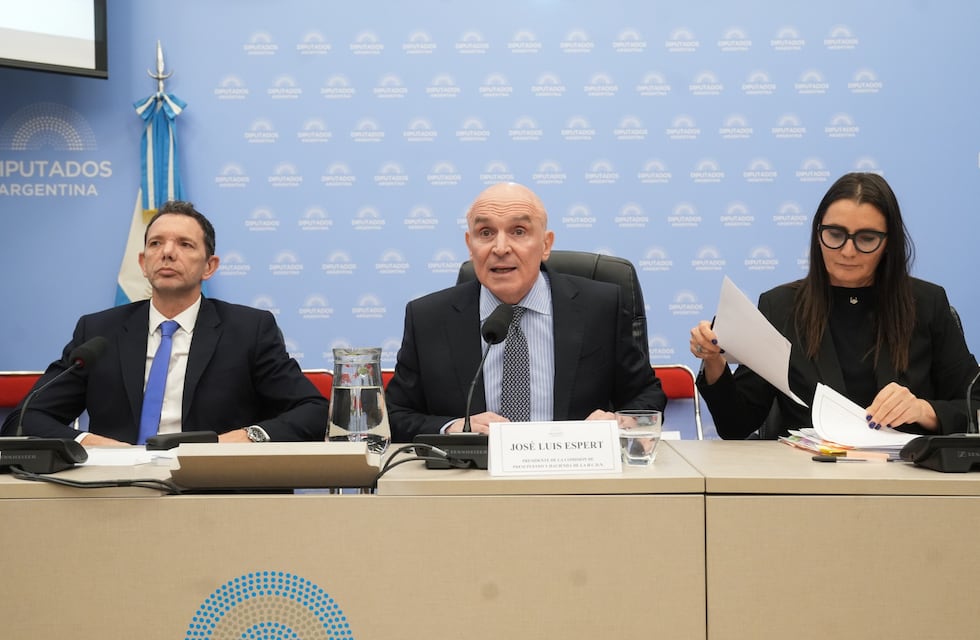 José Luis Espert también renunció a la comisión de Presupuesto de Diputados