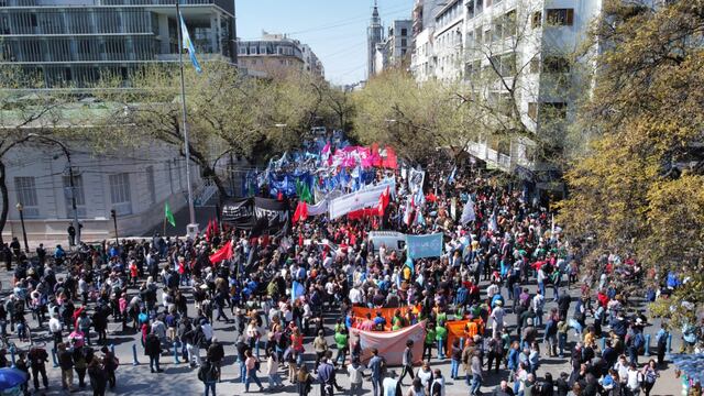 Manifestación por la Democracia y la paz.