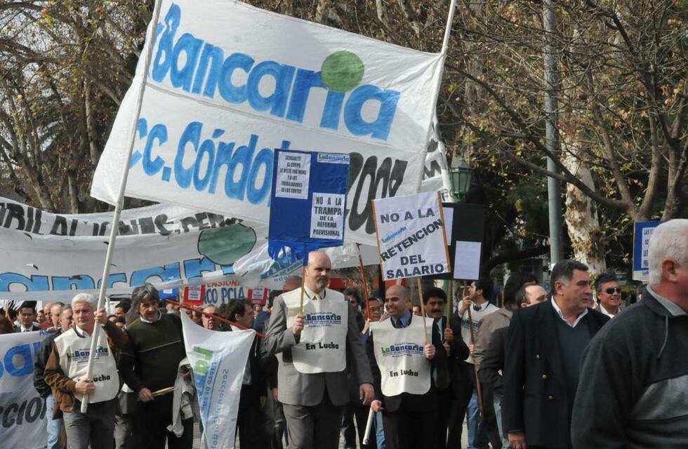 De cara al fin de semana largo, anuncian paro bancario en Córdoba