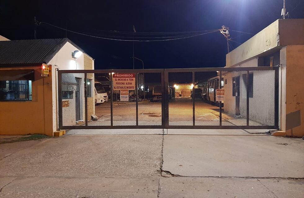 El paro de los municipales tuvo una adhesión total: el viernes habría una nueva reunión