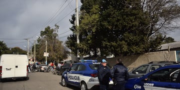 Padres denunciaron abusos en la escuela municipal Emilio Baquero Lazcano, de barrio Villa Urquiza, Córdoba.