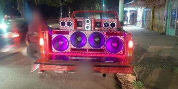 Puerto Iguazú: conductor fue demorado por causar ruidos molestos y por maneja ebrio.