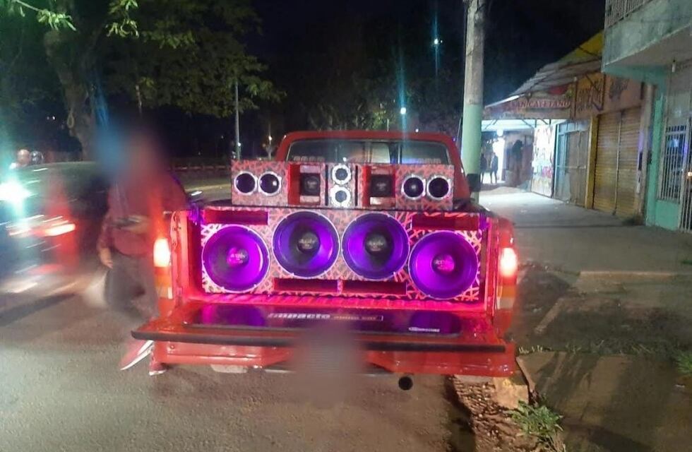 Puerto Iguazú: conductor fue demorado por causar ruidos molestos y por maneja ebrio
