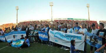 Homenaje en Alta Córdoba para los héroes de Malvinas, en vísperas del 2 de abril (Foto Javier Ferreyra).