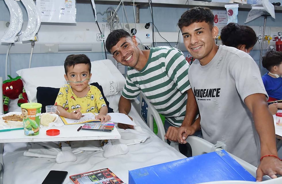 Hospital Avellaneda: jornada de juegos y solidaridad en el junto al plantel de San Martín