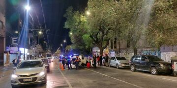 El choque ocurrió en las primeras horas del viernes en la ciudad de Córdoba. (Policía)