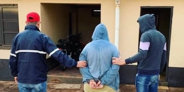 Detienen a un conocido delincuente en Oberá y recuperan objetos robados.