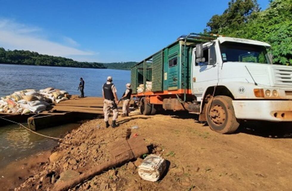 Secuestran más de once toneladas de soja que iban a ser exportadas ilegalmente a Brasil