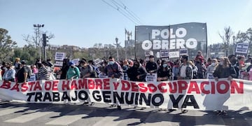 El Polo Obrero marcha por el centro de Córdoba, este 16 de septiembre 2021.