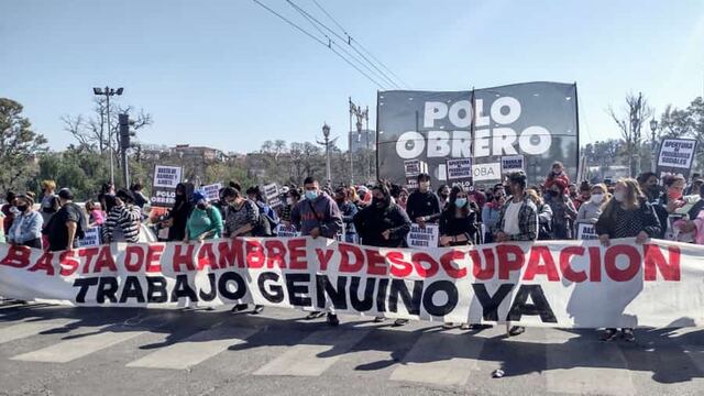 El Polo Obrero marcha por el centro de Córdoba, este 16 de septiembre 2021.