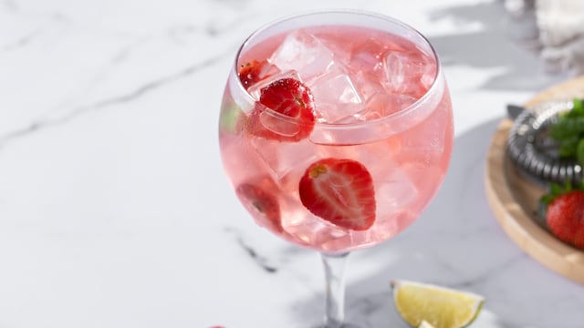 Cómo hacer tragos con gin súper refrescantes.