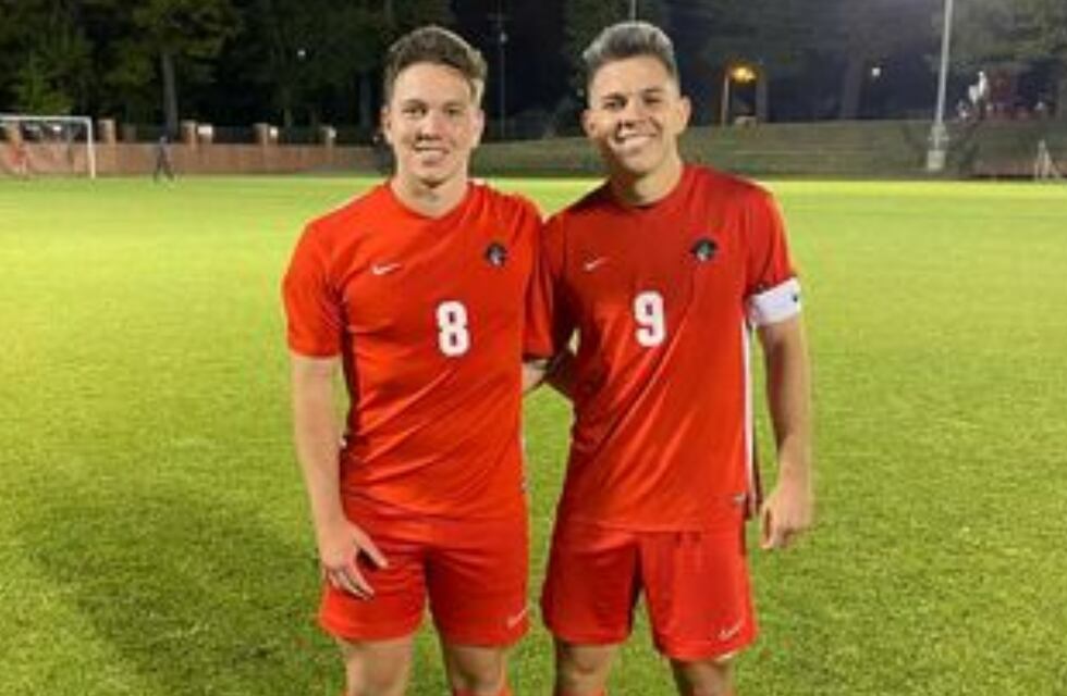 La pasión por el fútbol, llevó a los hermanos Galizzi a dejar Puerto Madryn y apostar por Estados Unidos donde juegan y trabajan