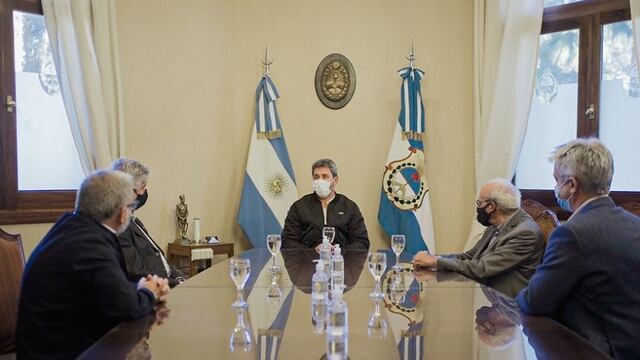 El gobernador Sergio Uñac recibió a funcionarios de Raffo Monte Verde en Casa de Gobierno.