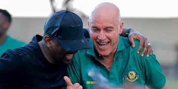 Hace historia en África y va por más.