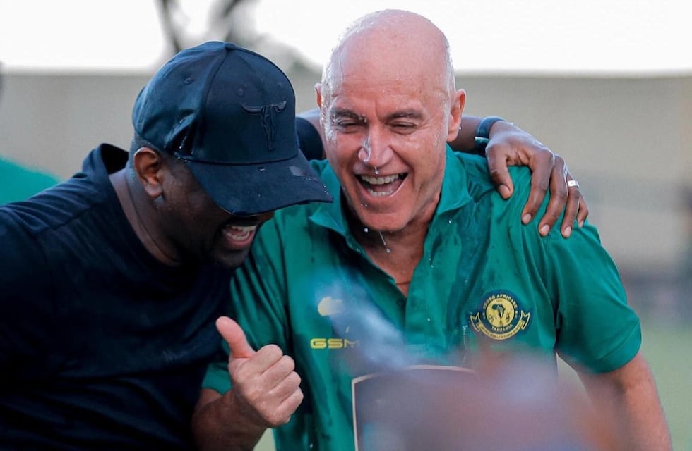 Del cruce con Maradona a hacer historia en África: el DT argentino que es furor en Tanzania