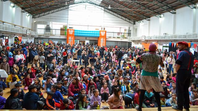 Una multitud de niños disfrutó la gran kermés en Tolhuin y Ushuaia