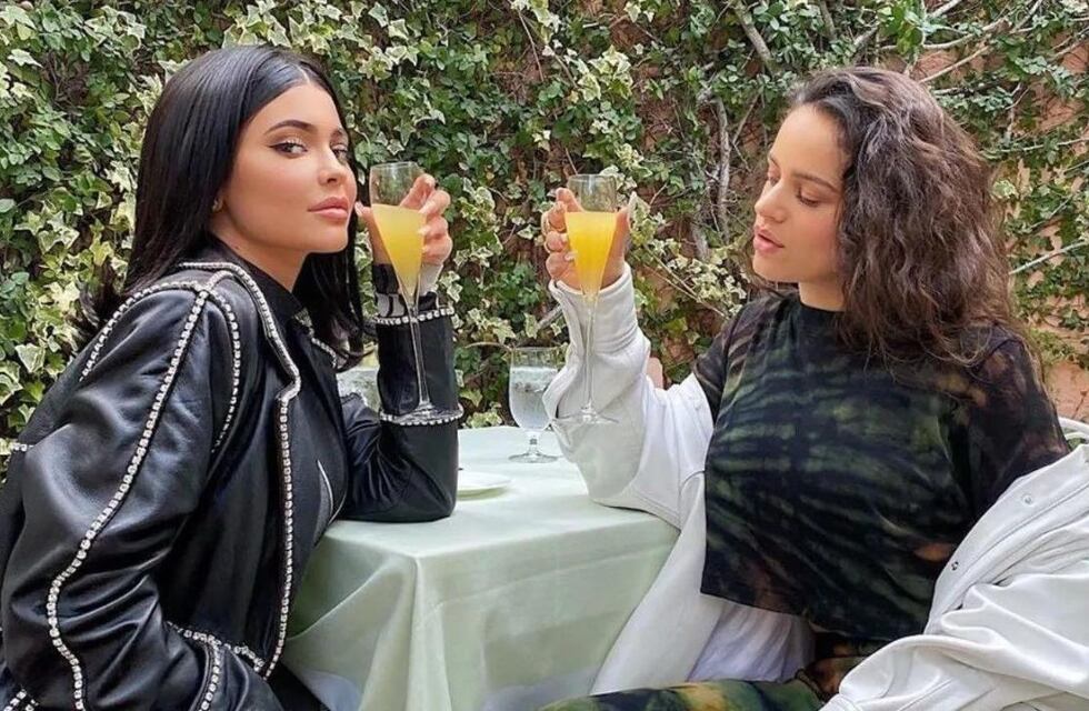 Rosalía festejó su cumpleaños en París con Kylie Jenner, Timothée Chalamet y más invitados de lujo