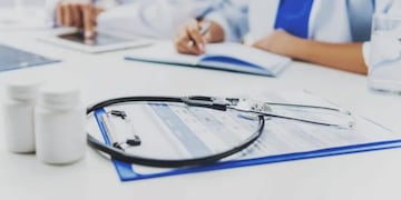 Dos médicos truchos ejercieron ilegalmente en Córdoba.