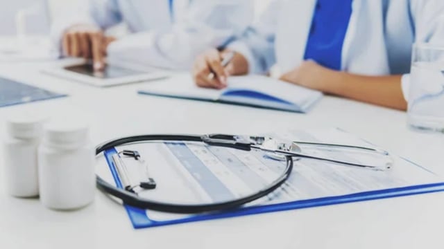 Dos médicos truchos ejercieron ilegalmente en Córdoba.