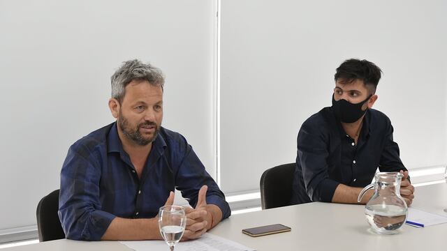 Los secretarios de Gobierno y de Turismo de Monte Hermoso dieron una conferencia de prensa