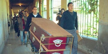 La imagen de los cajones ingresando al penal recorrió todos los medios en aquellos días