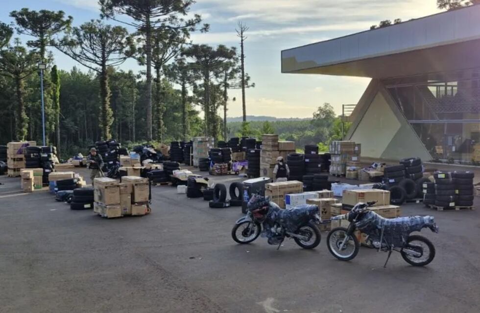 Prefectura Naval incauta un millonario cargamento de contrabando en Puerto Piray