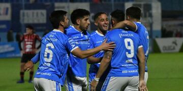 Estudiantes de Río Cuarto derrotó a Patronato y está entre los ocho primeros (Tomy Fragueiro / La Voz)