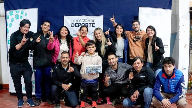 Tolhuin agasajó a Nazareno Oliva