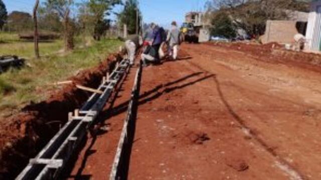 Inician obras de cordón y empedrado en Oberá.