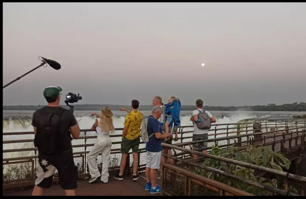 Marley y Mirko visitaron las cataratas para grabar un capítulo de su serie