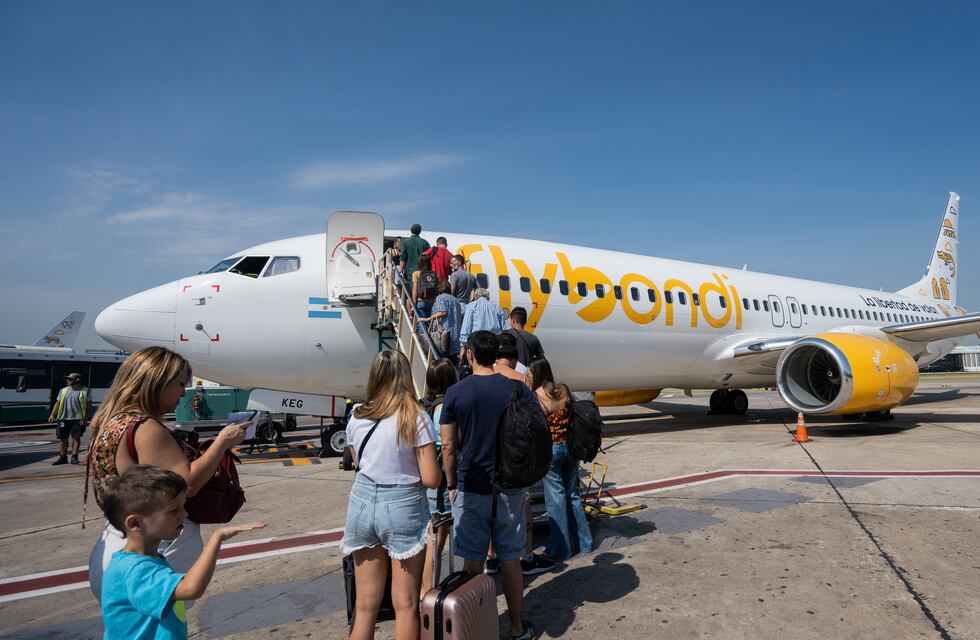 Flybondi.fail: crearon una página que sigue en vivo las cancelaciones de los vuelos de Flybondi