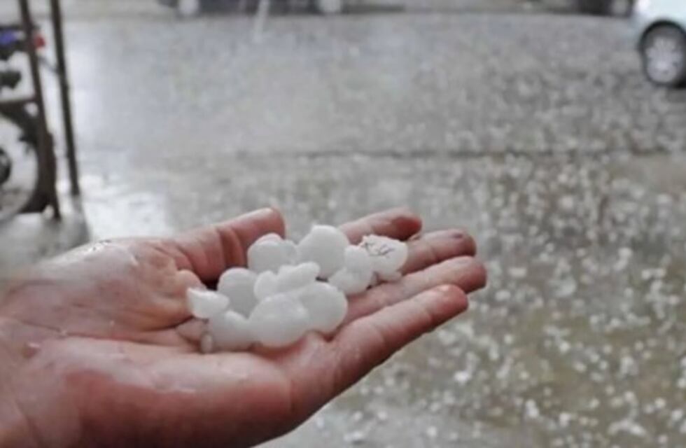 Tormenta de lluvia y granizo azotó zonas del Gran Mendoza
