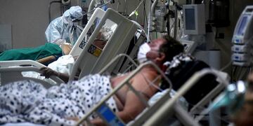 La terapia del hospital Papa Francisco de Salta está colapsada por pacientes con Coronavirus.