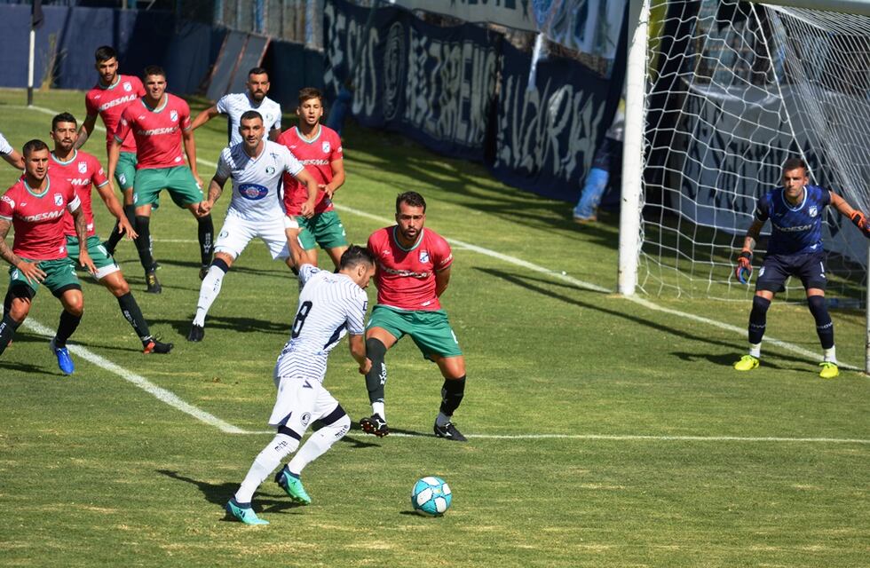 Independiente Rivadavia empató de local con Brown de Madryn