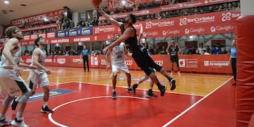 San Isidro y Barrio Parque protagonizaron otra duelo de alto voltaje en las semifinales de la Liga Argentina. (Prensa San Isidro)