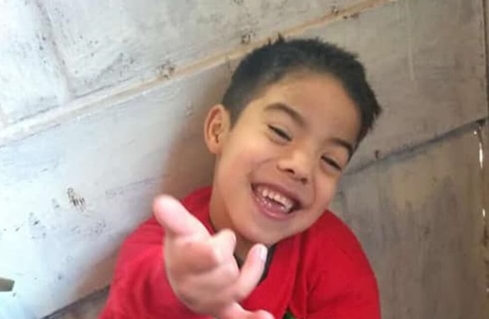 Todos por Thiago: debe juntar más de 200 mil pesos para operarse de los ojos