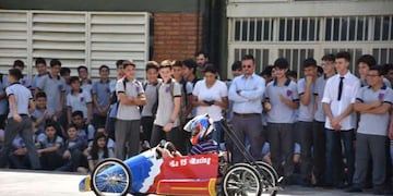 Alumnos de San Luis participarán con sus autos eléctricos en el desafío Eco de la Fundación YPF.