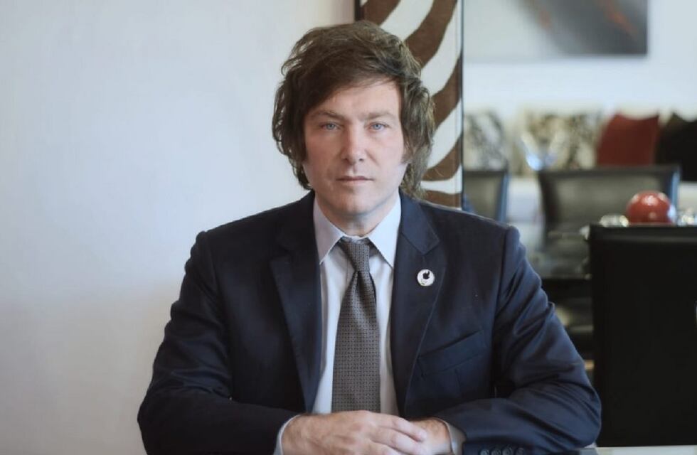 Colapsó la web por el sorteo del sueldo de Javier Milei como diputado y en pocas horas ya hubo más de 200 mil inscriptos