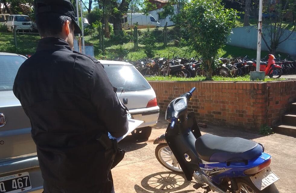 Eldorado: intentaba trasladar una motocicleta robada y fue detenido
