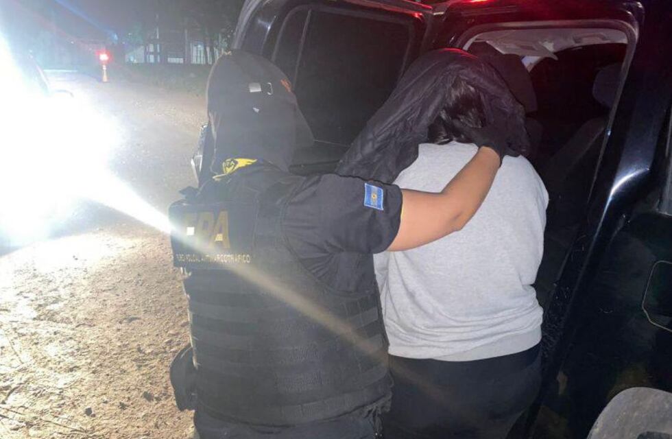 Córdoba: reabrió el punto de venta de drogas de su madre y la descubrieron