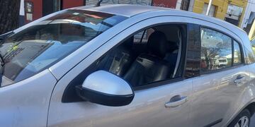 Dejó a su hijo en el auto para ir a un centro de estética en La Plata (@nandotocho).