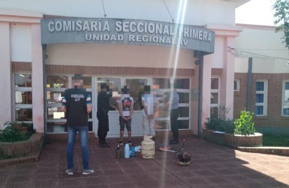 Dos hombres detenidos por el robo de objetos en Puerto Rico